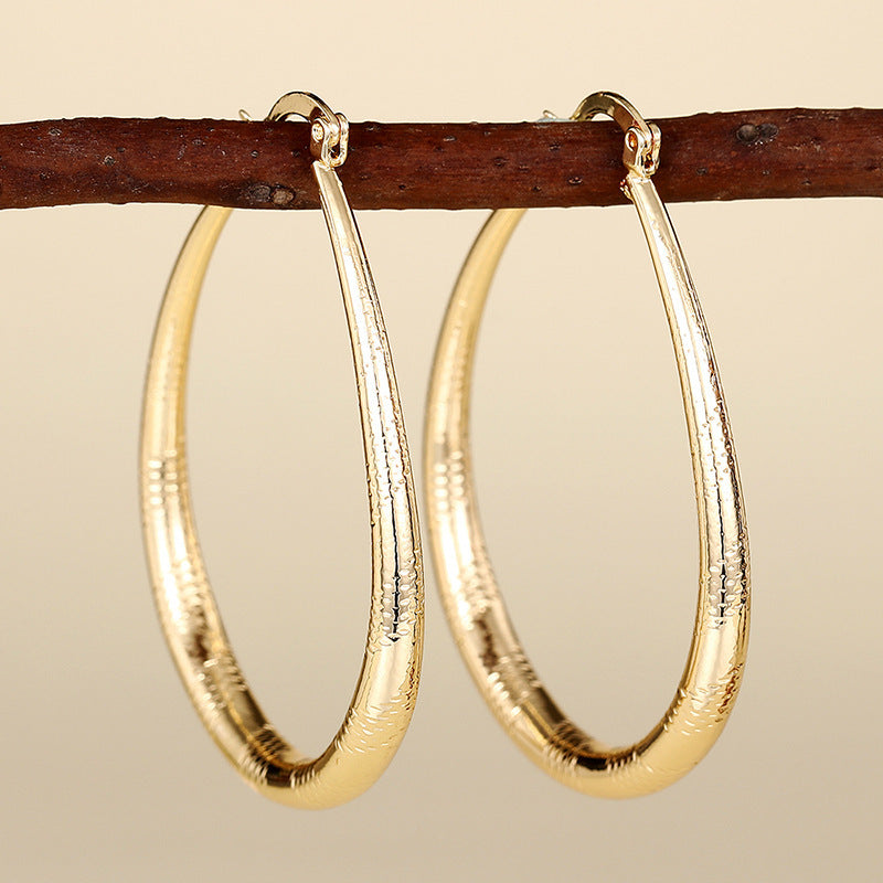 Ear Clip Female Geometric Ring Design