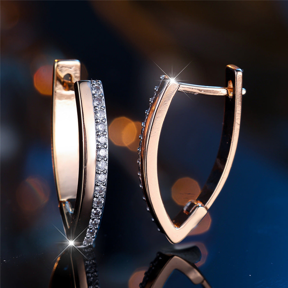 Women's V-shaped Fashion Personalized Ear Clips