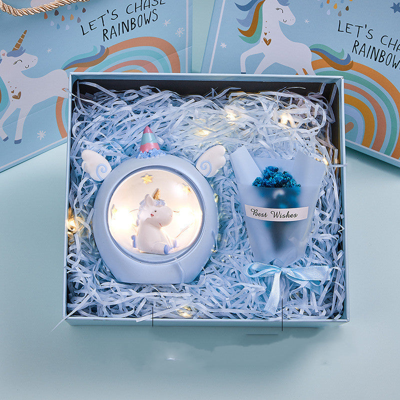 Send Girls Girlfriends Creative Fan Set Send girls girlfriends creative fan set