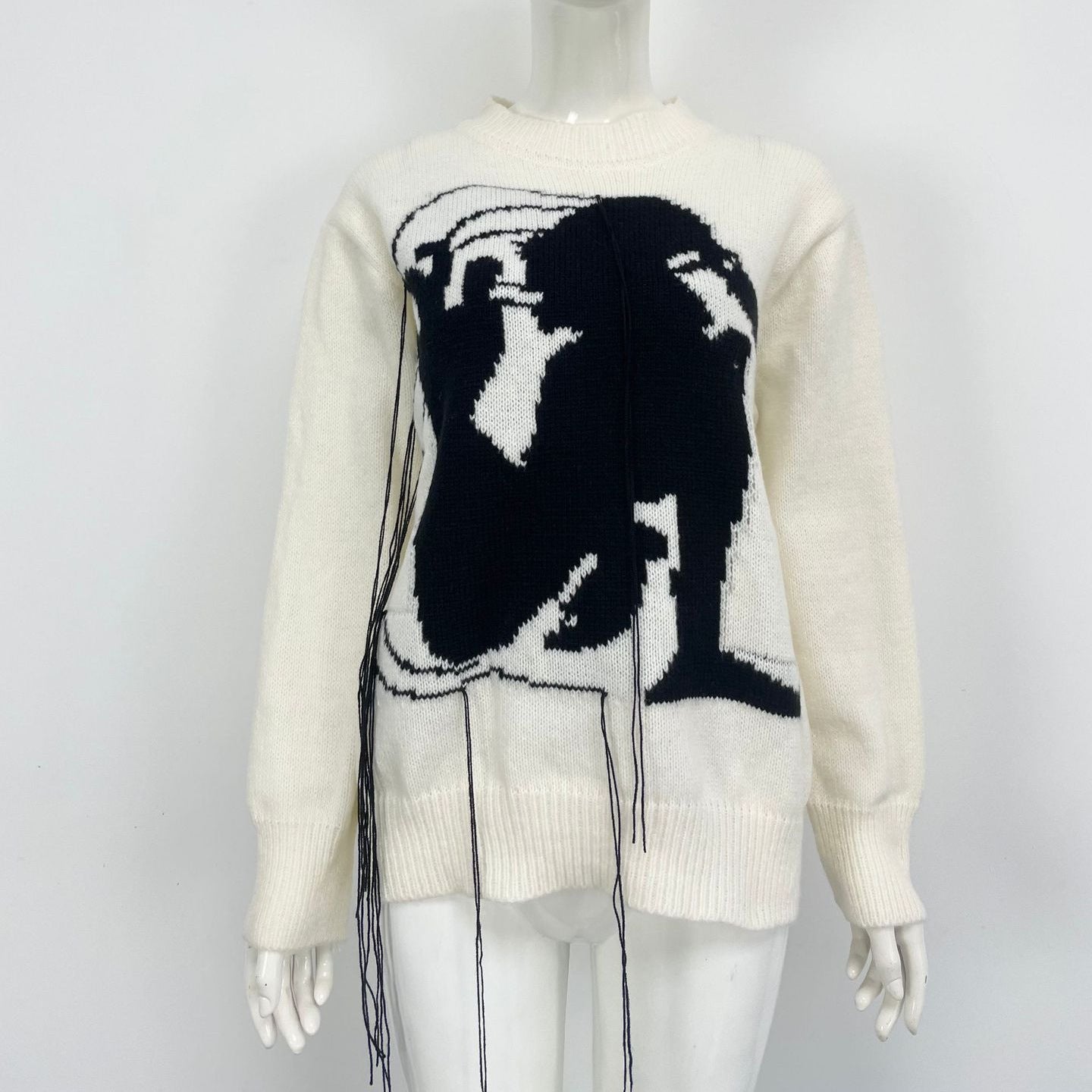 Women's Loose All-matching Round Neck Tassel Design Sweater
