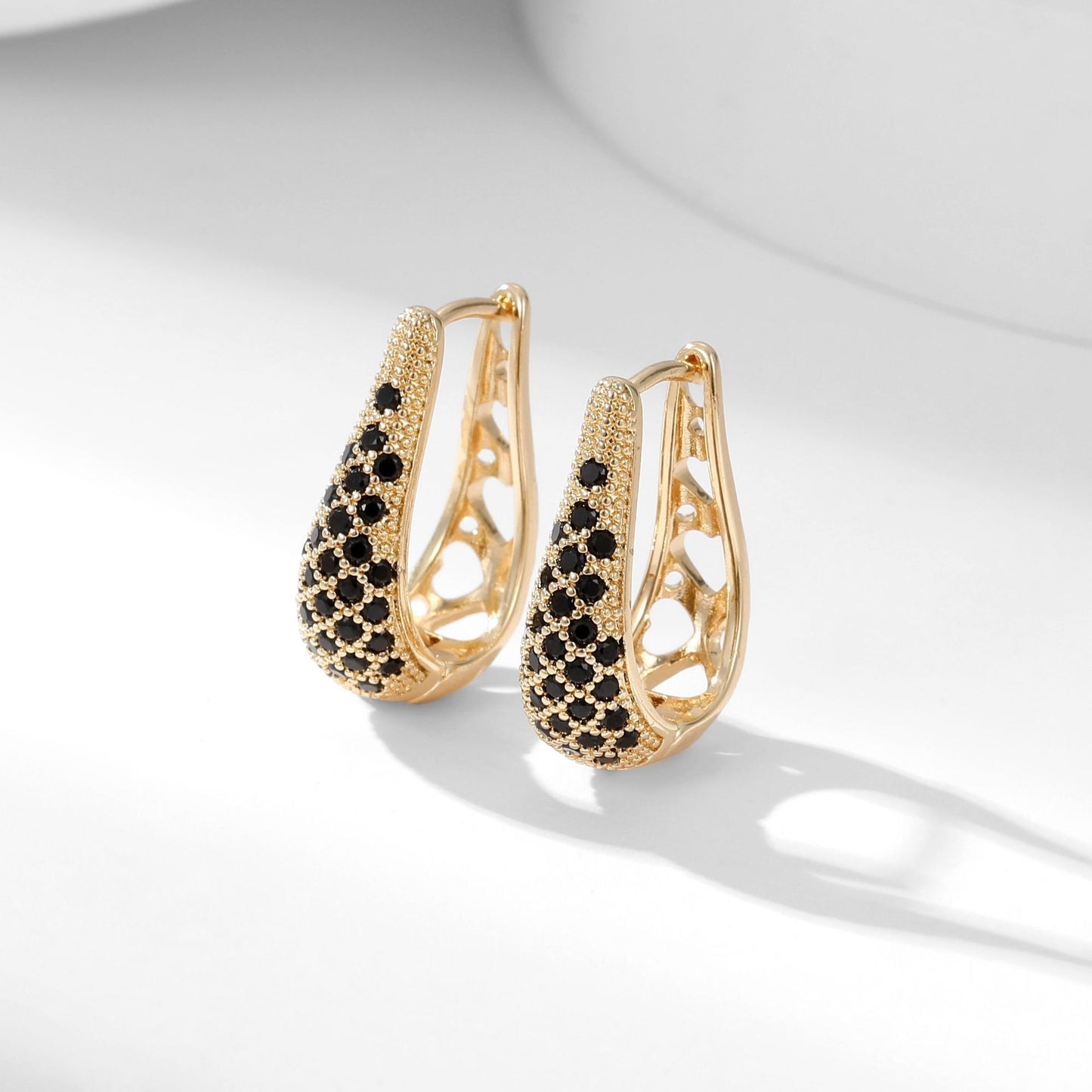 Fashion Personality Water Drop French Earrings Women